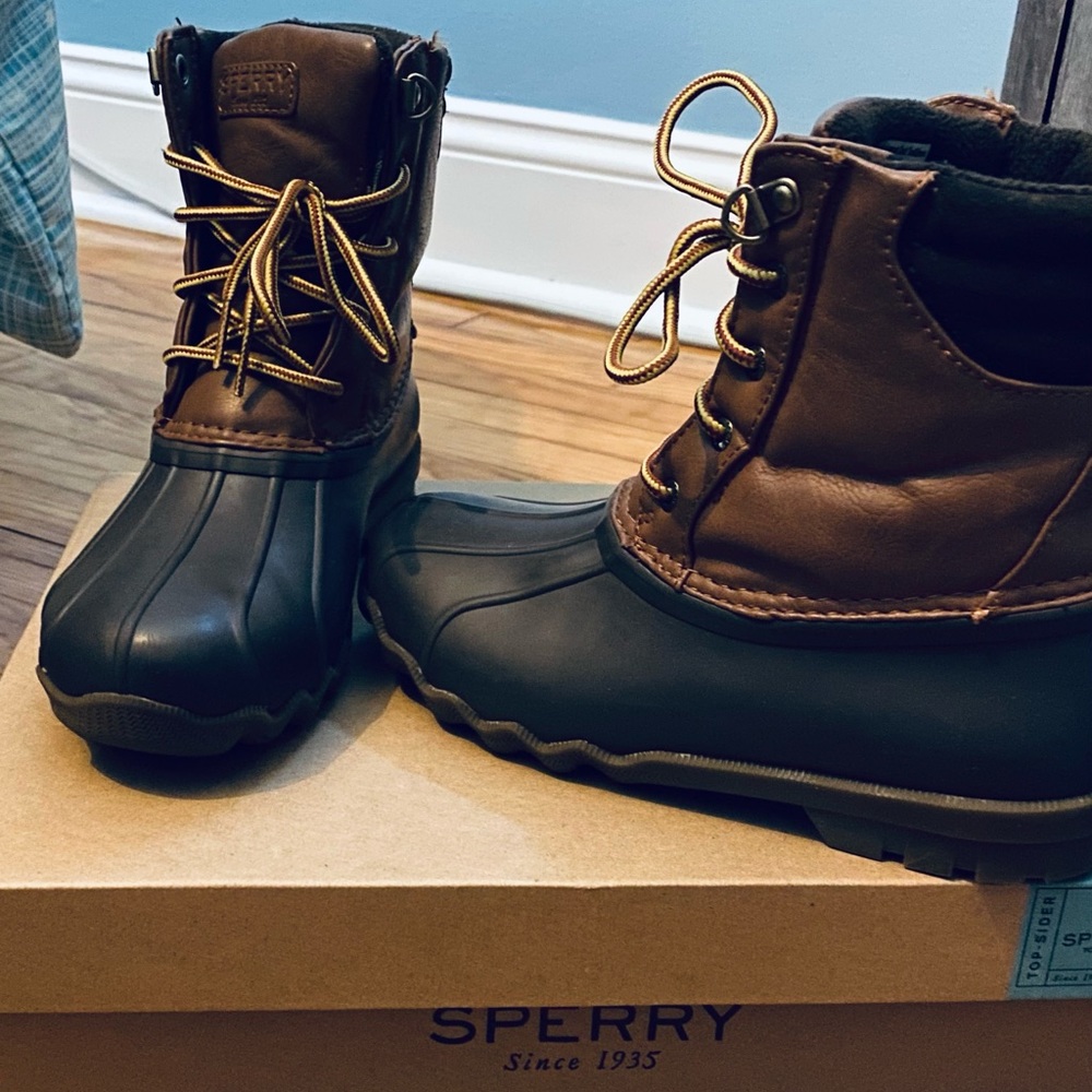 Sperry Snow Boots